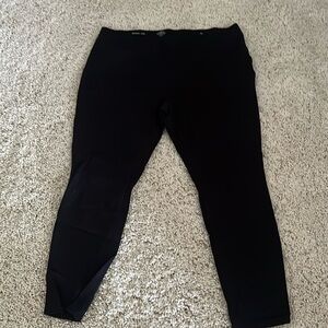 St Johns Bay skinny leg X large black